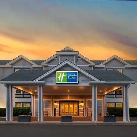Holiday Inn Express St. Albans By Ihg